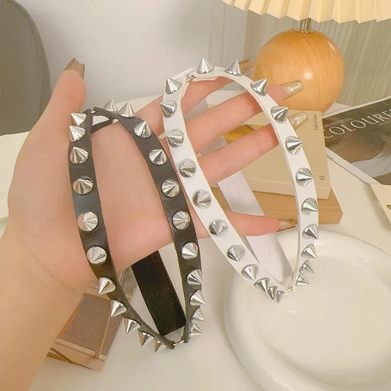สายรัดต้นขาแบบมีหนามแหลมสองแถว - Garter Belt Set บทวิจารณ์และราคา